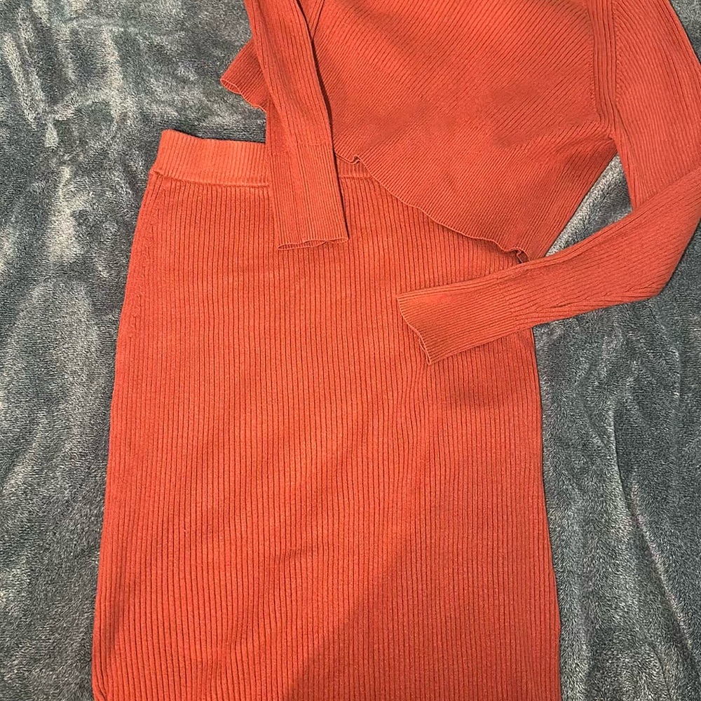 Ribbed Red/Pinkish Two Piece Set